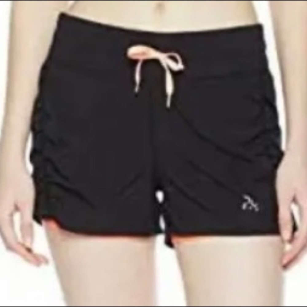 Woman’s Due East Apparel Sports/Running Shorts size Large